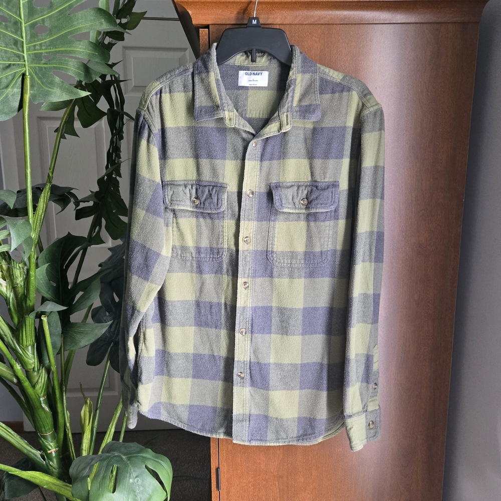 Old Navy Green and Grey Flannel Shirt